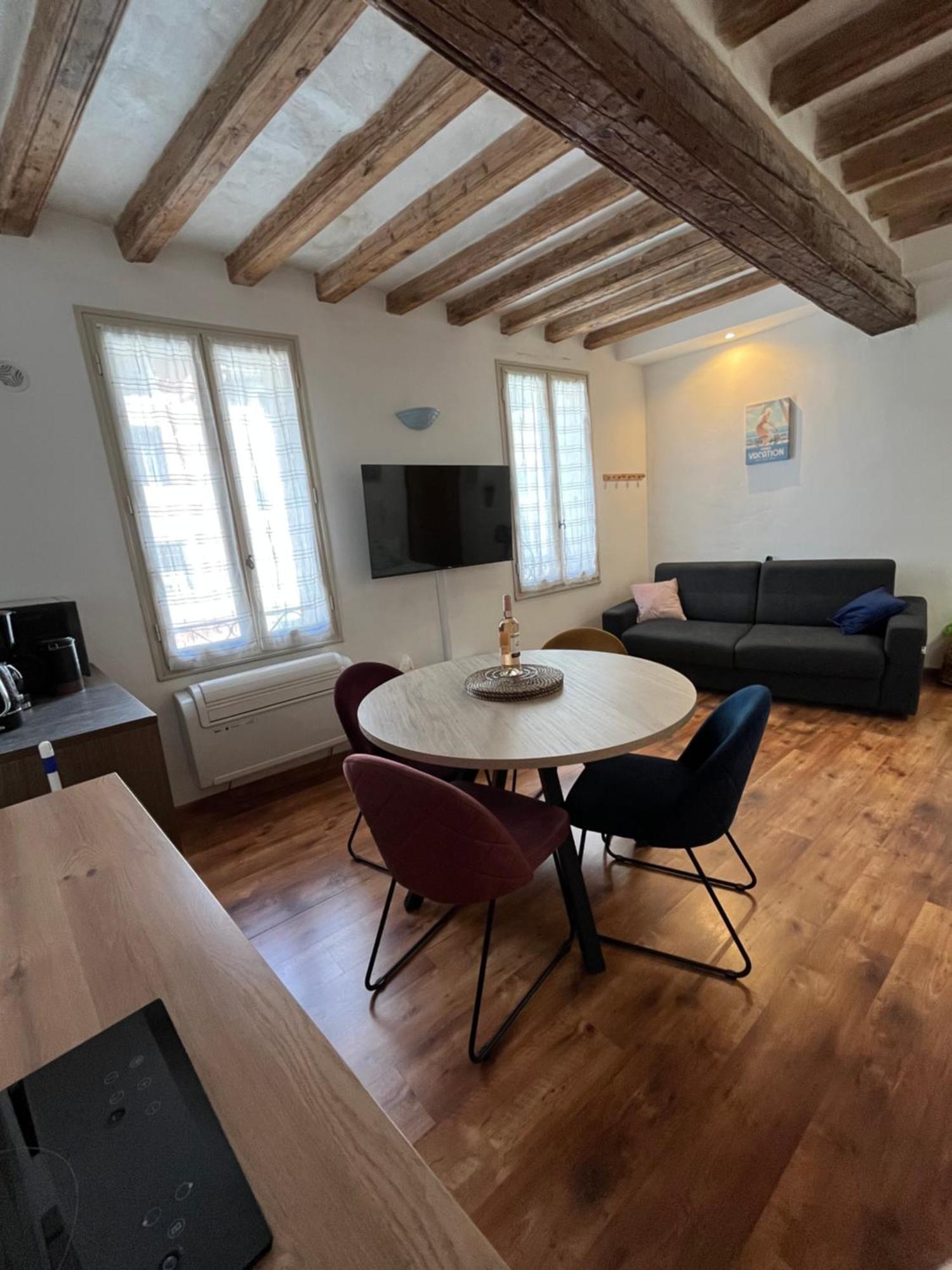 Logement Studio Avec Vue Sur Le Centre Historique LʼIsle-sur-la-Sorgue Eksteriør billede